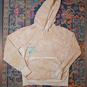 Nike Dri Fit Standard Issue Hoodie